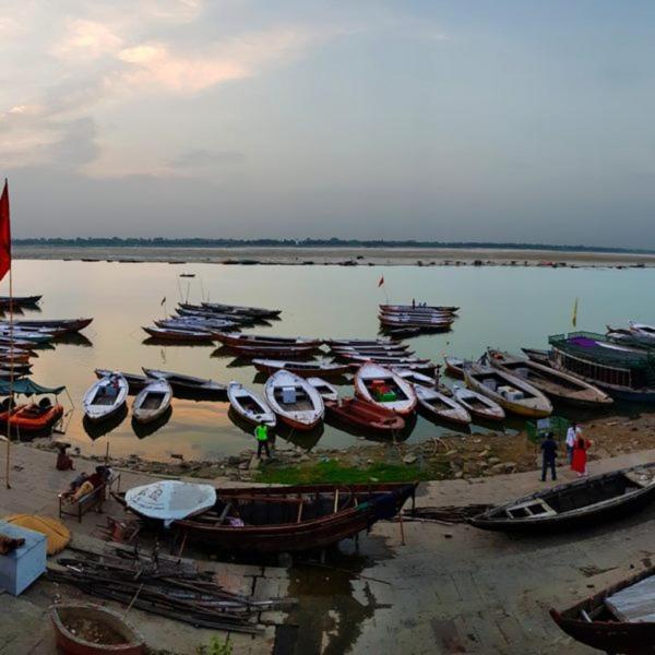 Varanasi Paradise Eksteriør billede